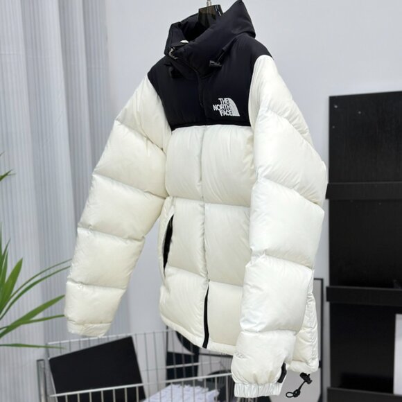 The North Face 1996 Retro Nuptse 700 Fill Packable Jacket - Picture 2 of 6